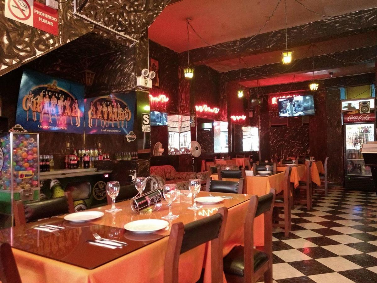 Piero's Restaurant Hostal Lima