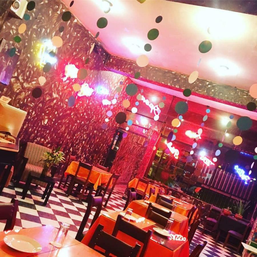 Piero's Restaurant Hostal Lima
